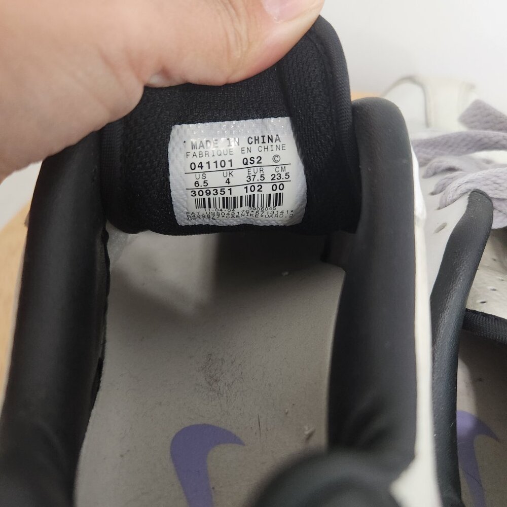 Nike Shox - Picture 11 of 12